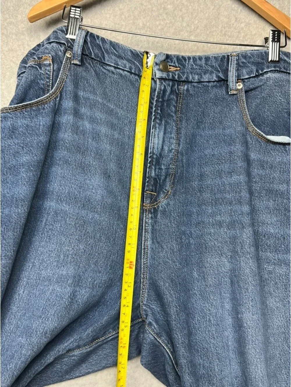 Good American Stretchy High Rise Distress Straight Leg Jeans 16 Curvy Comfort